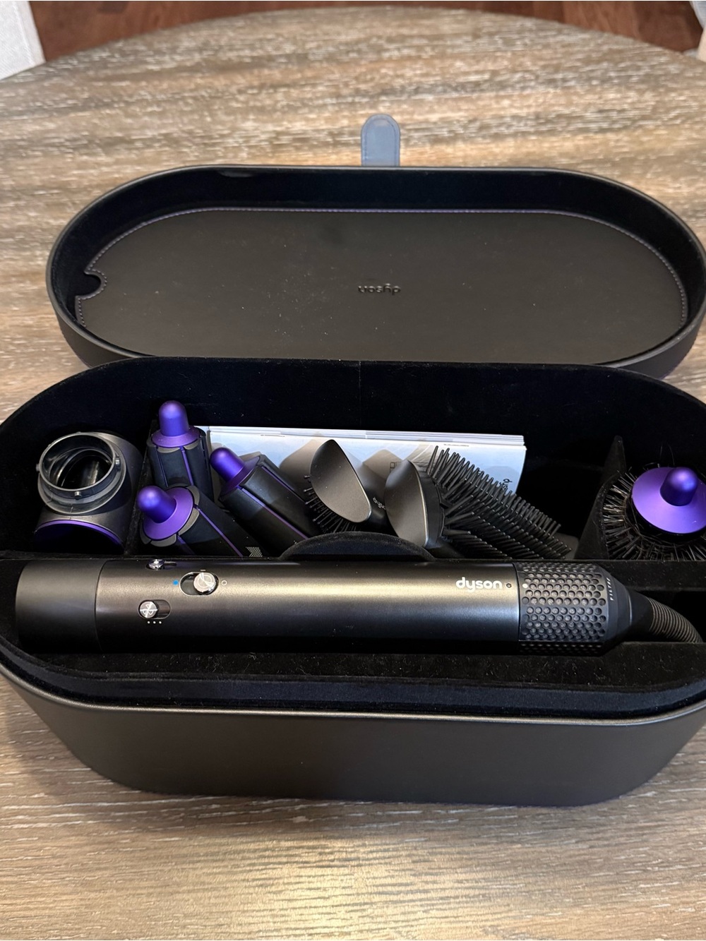 Dyson Airwrap – Excellent Condition! - Picture 14 of 16